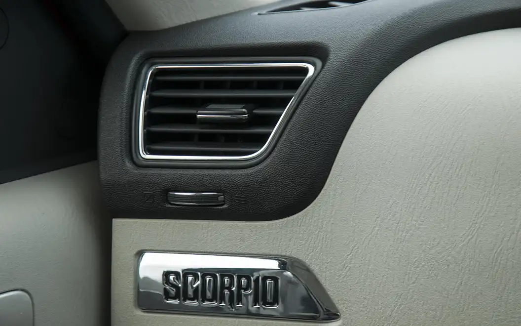 Mahindra Scorpio [2014-2017] AC Vents