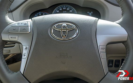 Toyota Innova [2013-2014] Steering