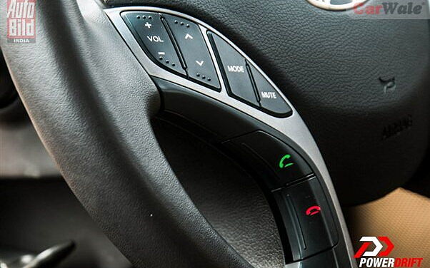 Hyundai Elantra [2012-2015] Steering Mounted Audio Controls