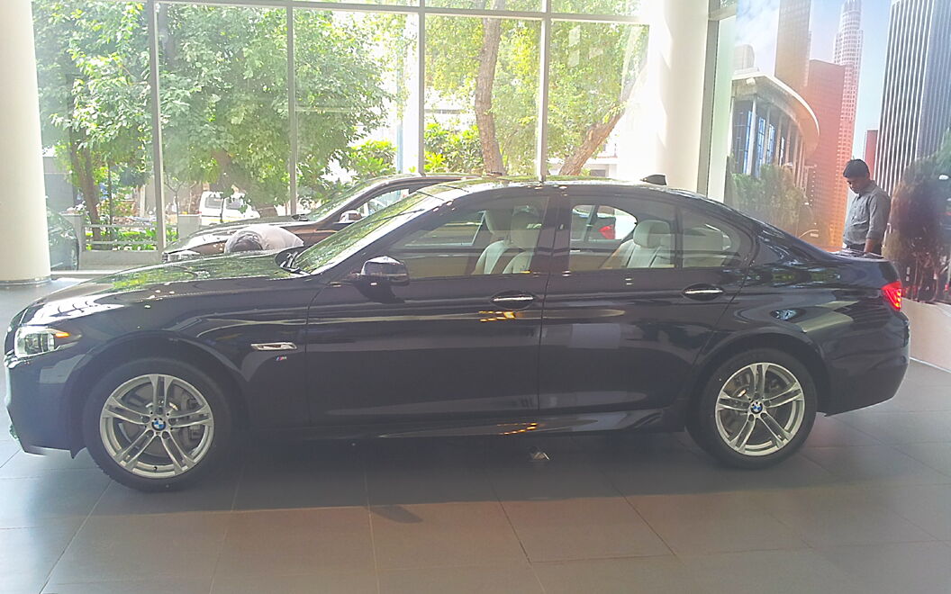 BMW 5 Series [2013-2017] Left View