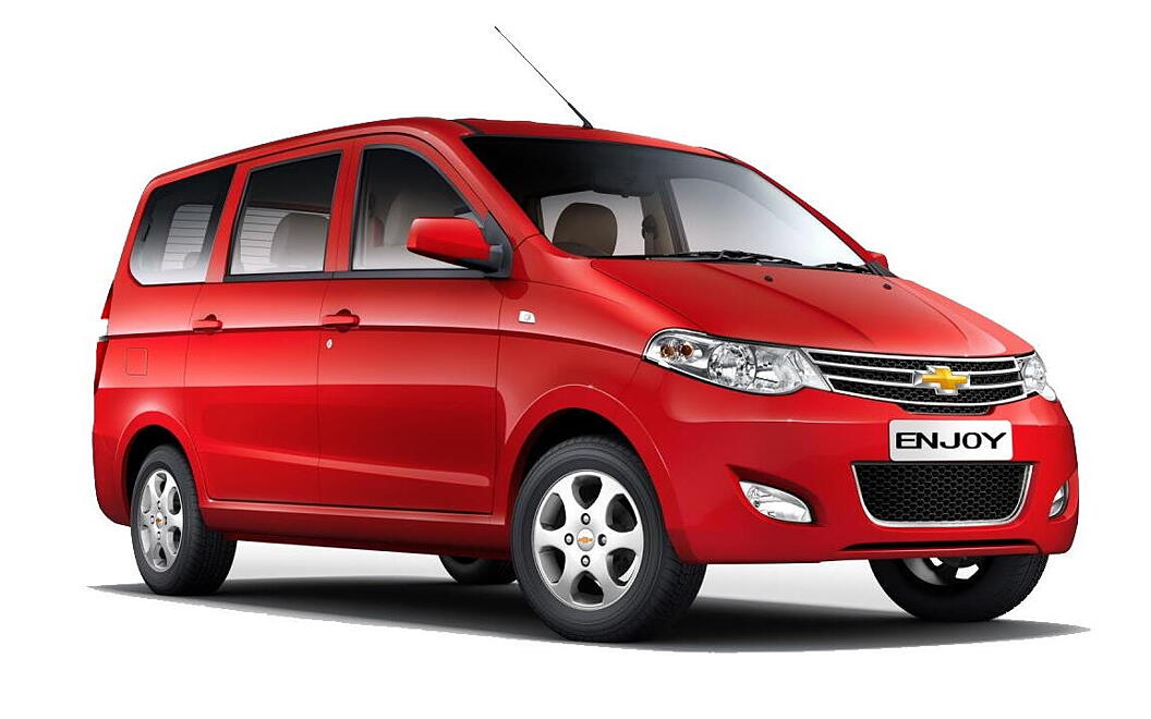 Chevrolet Enjoy Front Right View