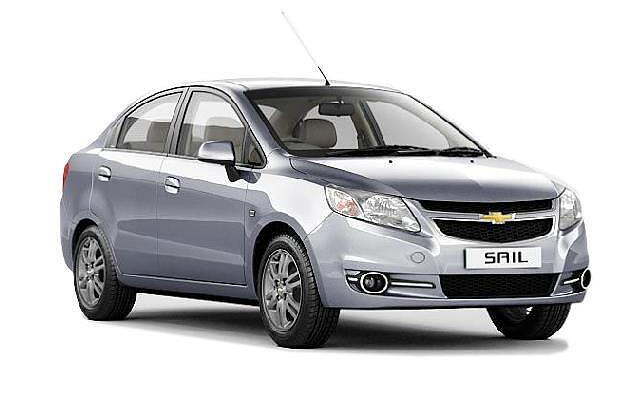 Chevrolet Sail [2012-2014] Front Right View