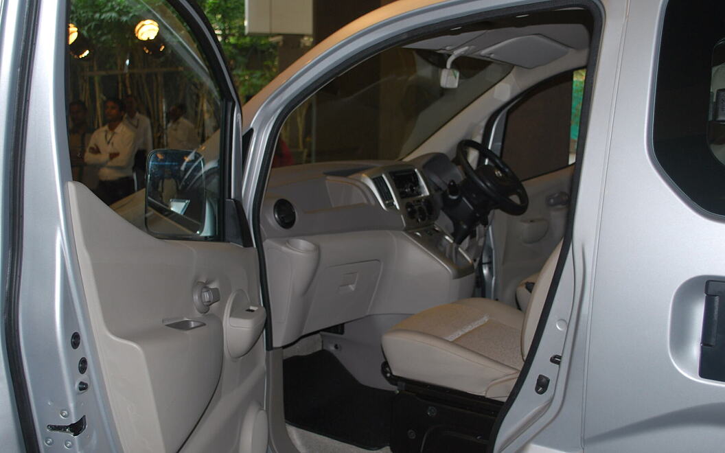 Ashok Leyland Stile [2013-2015] Front-Seats