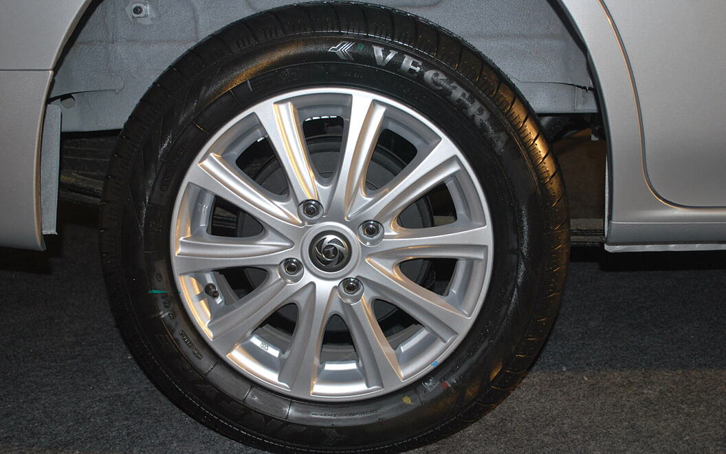 Ashok Leyland Stile [2013-2015] Wheels-Tyres