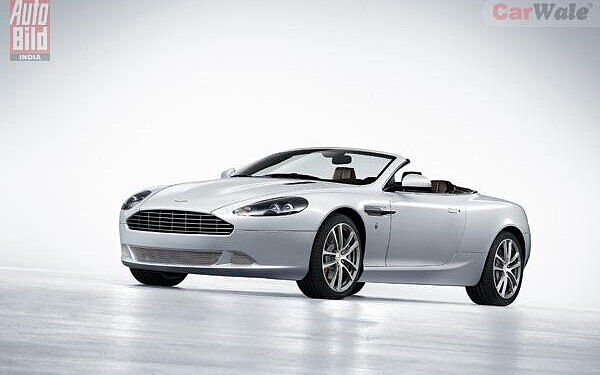 Aston Martin DB9 Front Left View