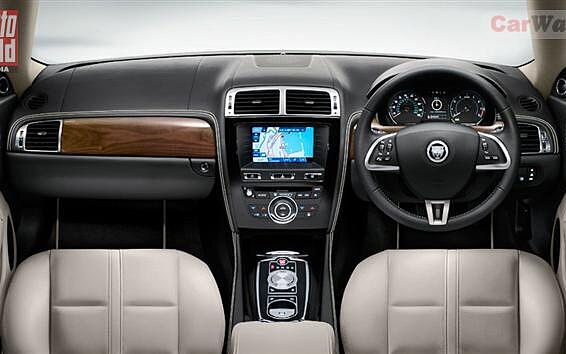 Jaguar XK Interior