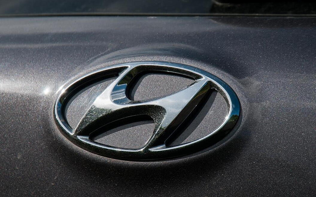 Hyundai Elite i20 [2016-2017] Badges