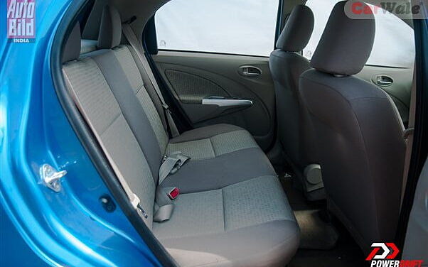 Toyota Etios Liva [2013-2014] Front-Seats