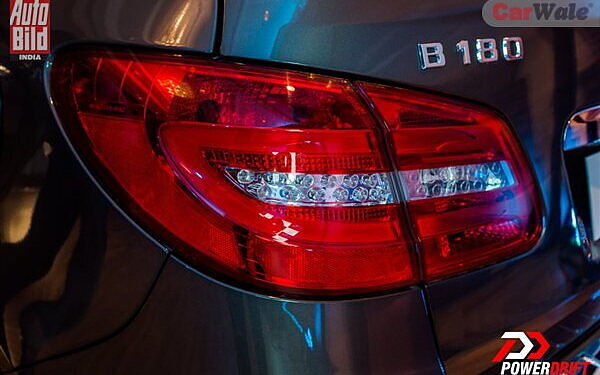 Mercedes-Benz B-Class [2012-2015] Tail Lamps