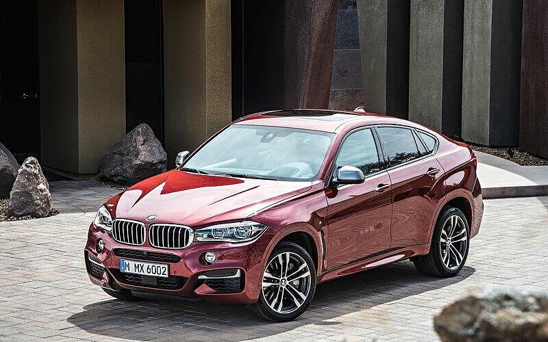 BMW X6 [2015-2019] Front Left View