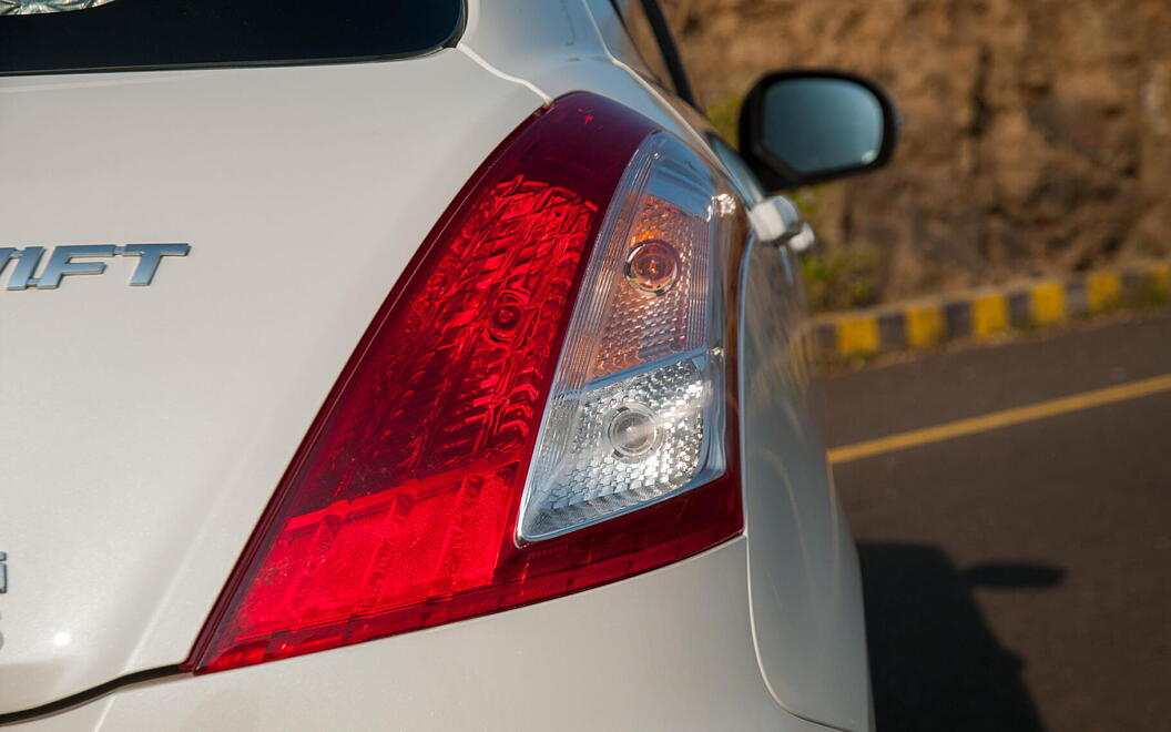 Maruti Suzuki Swift [2014-2018] Tail Lamps