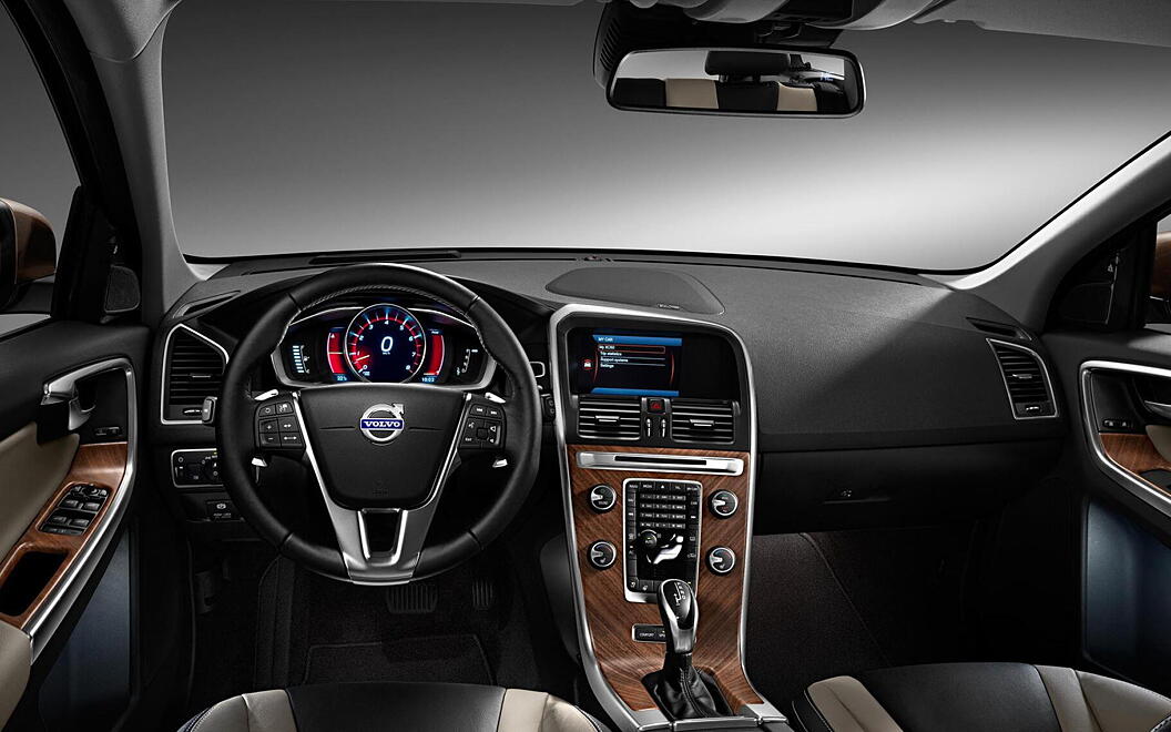 Volvo XC60 [2015-2017] Interior