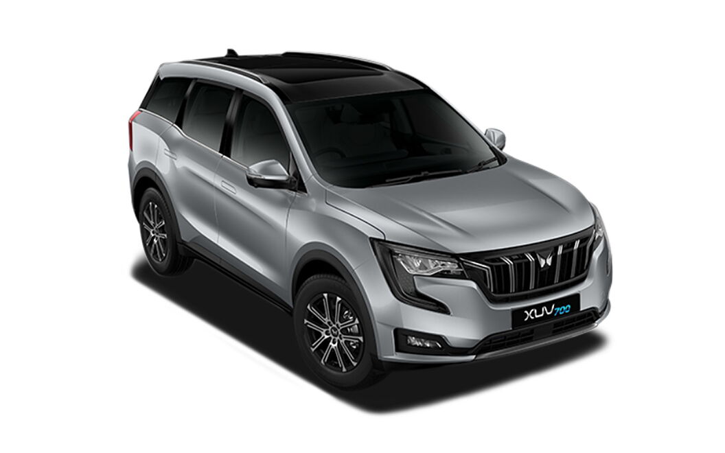 Mahindra XUV700 - Dazzling Silver with Black Roof
