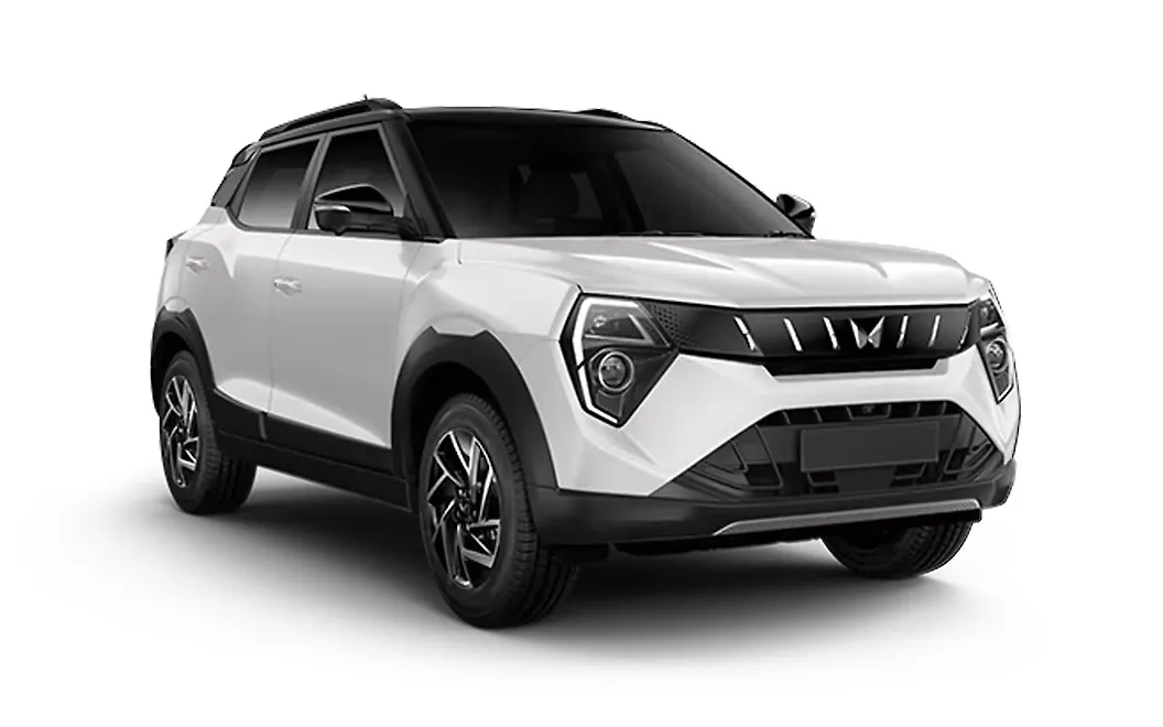 Mahindra XUV 3XO - Everest White with Stealth Black