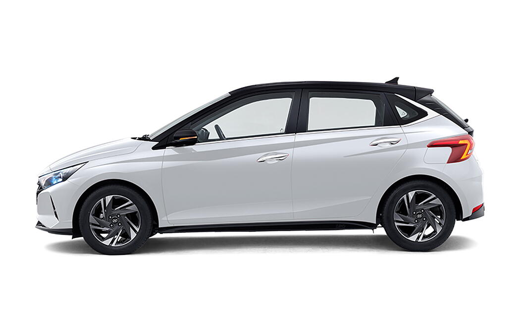 Hyundai i20 - Polar White with Black Roof