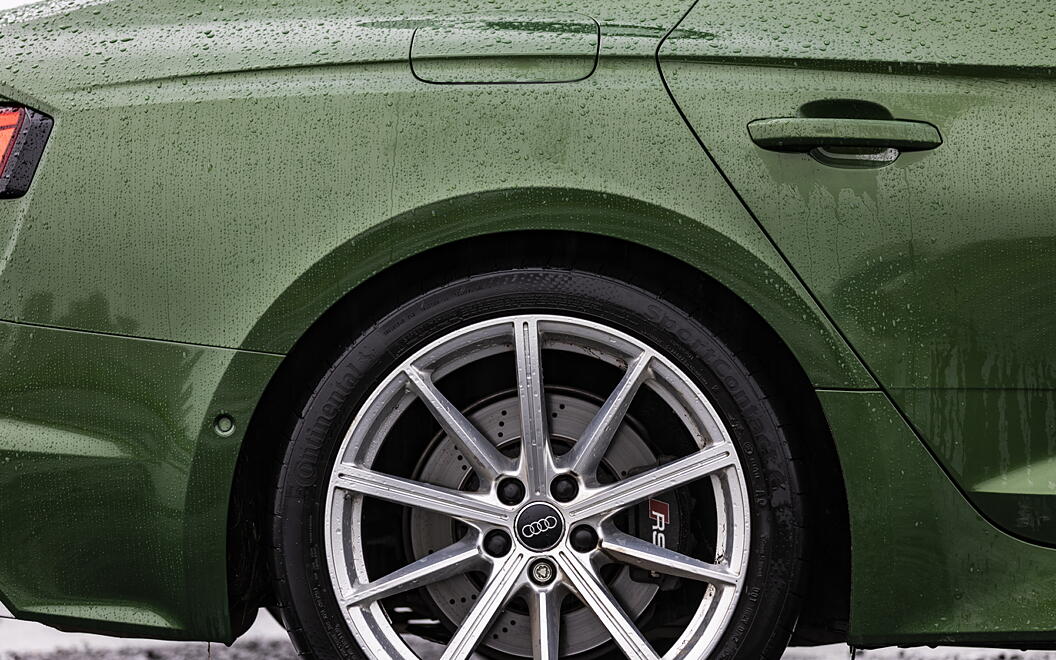 Audi RS5 Rear Wheel