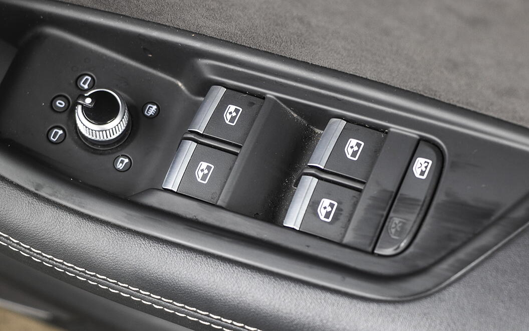 Audi RS5 Driver Window Controls