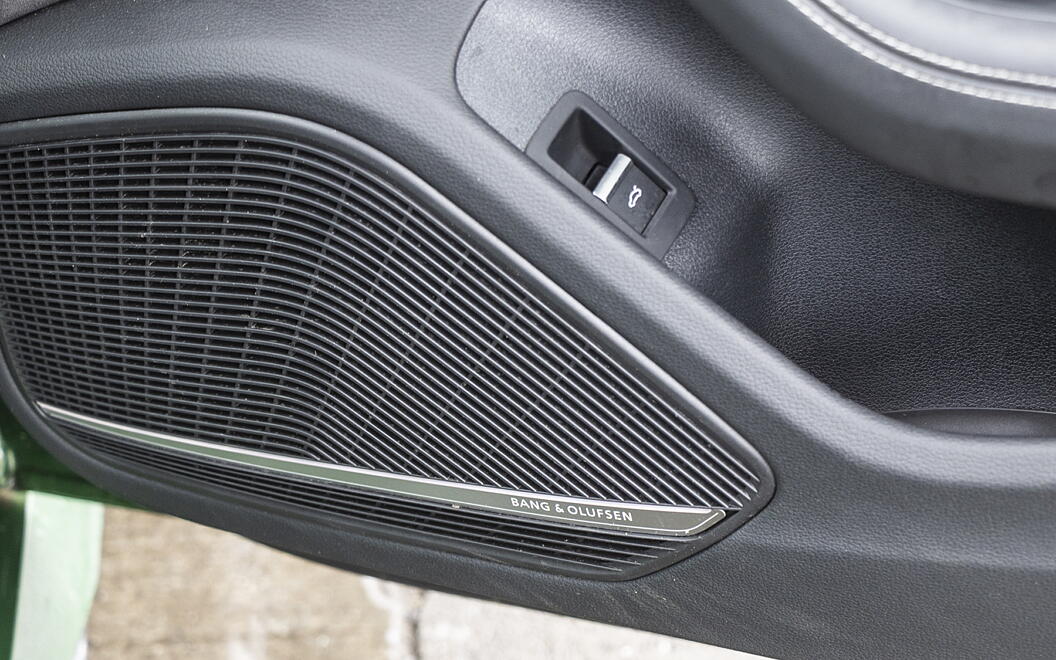 Audi RS5 Front Speakers