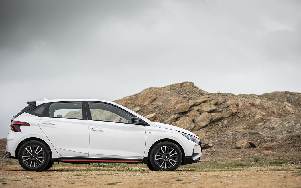 Hyundai i20 N Line Right View