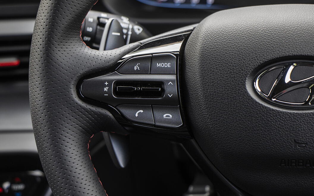 Hyundai i20 N Line Steering Mounted Controls - Left