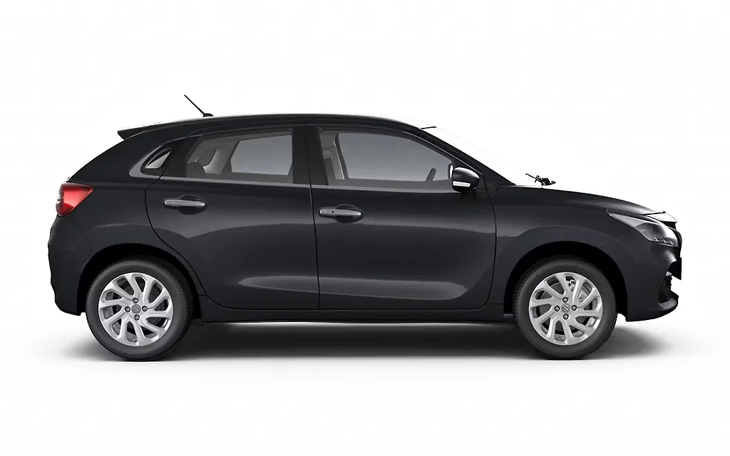 Maruti Suzuki Baleno Right View