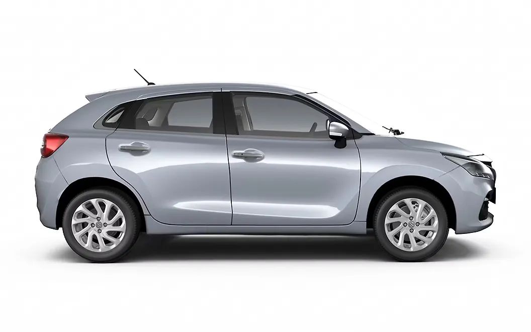 Maruti Suzuki Baleno Right View