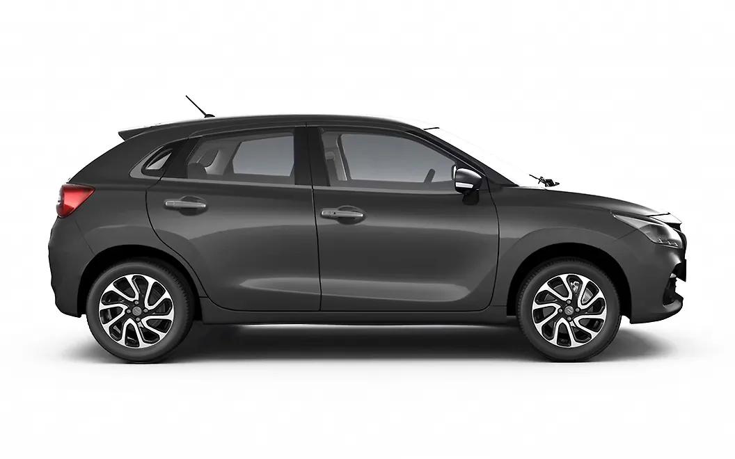 Maruti Suzuki Baleno Right View