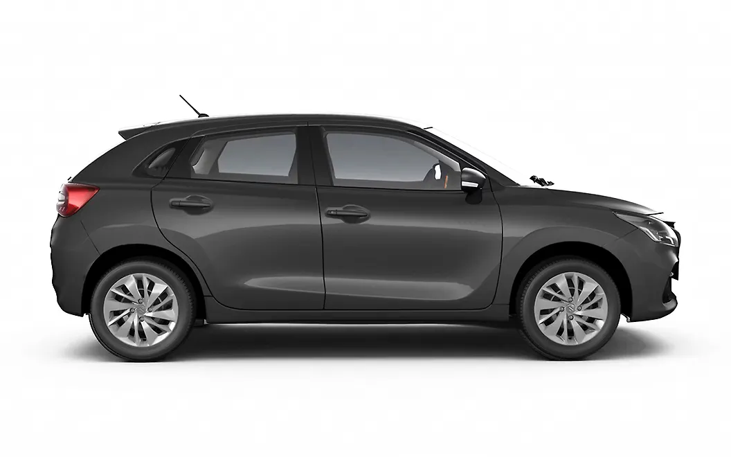 Maruti Suzuki Baleno Right View