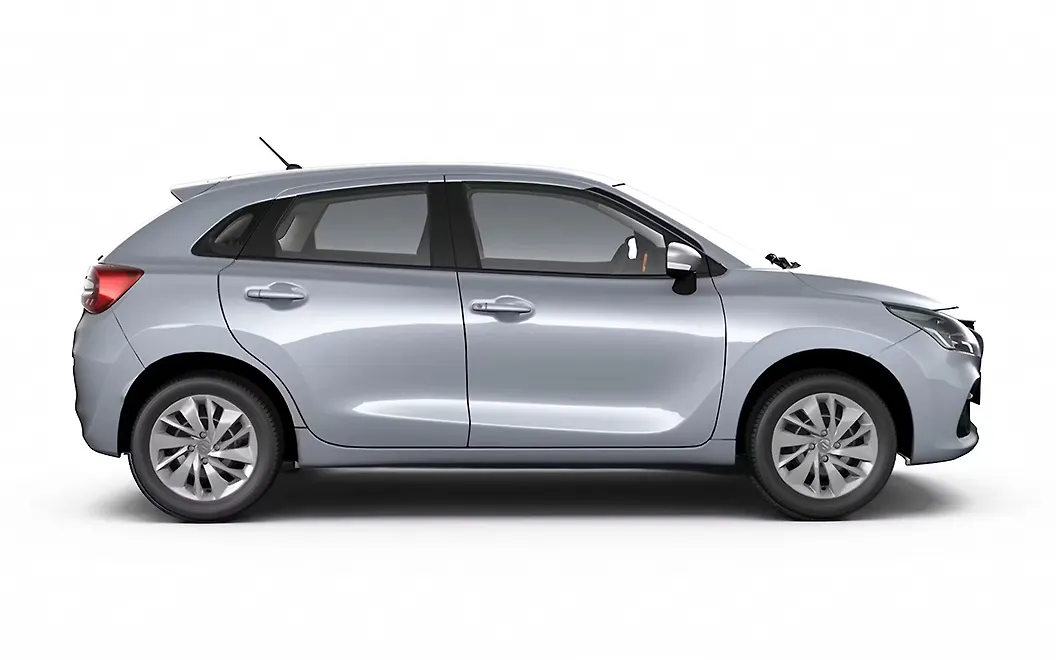 Maruti Suzuki Baleno Right View