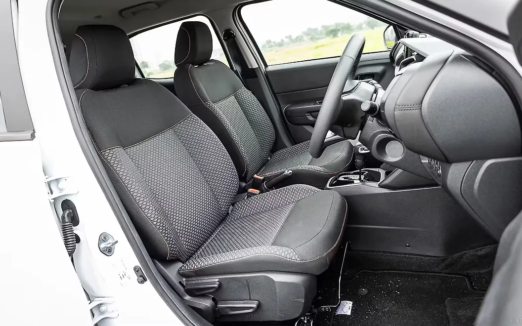 Citroen C3 Front Seats