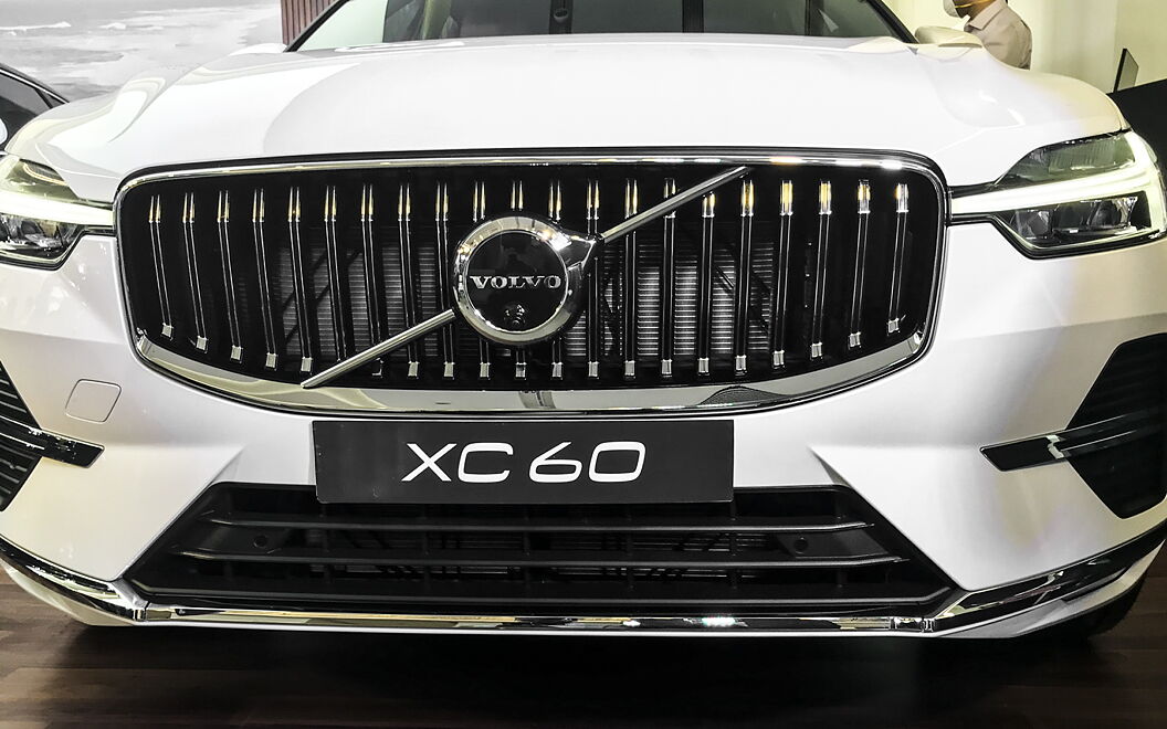 Volvo XC60 [2021-2022] Front Grille