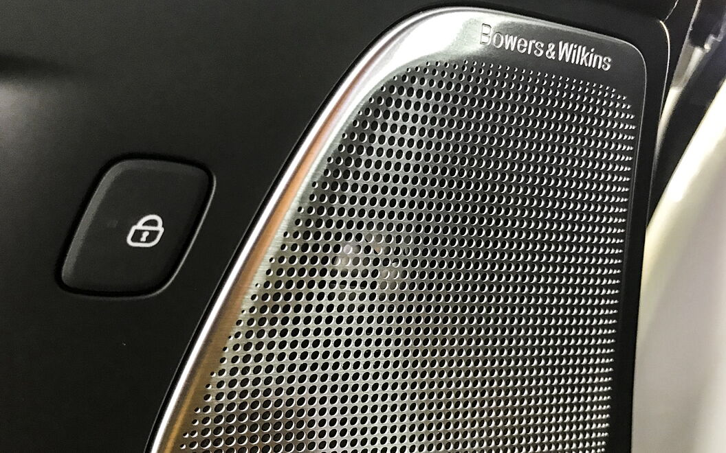 Volvo XC60 [2021-2022] Front Speakers