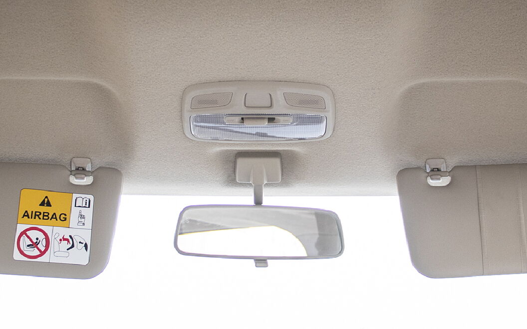 Toyota Rumion Rear View Mirror