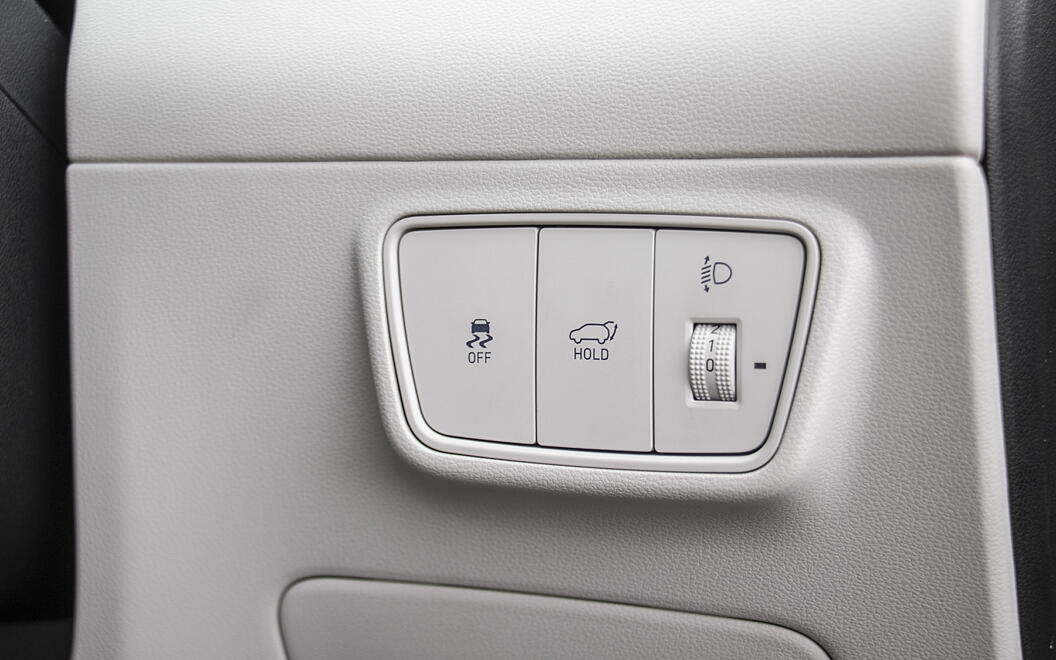 Hyundai Tucson Dashboard Switches