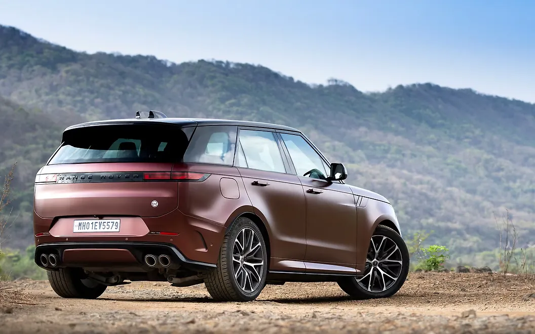 Land Rover Range Rover Right Rear View