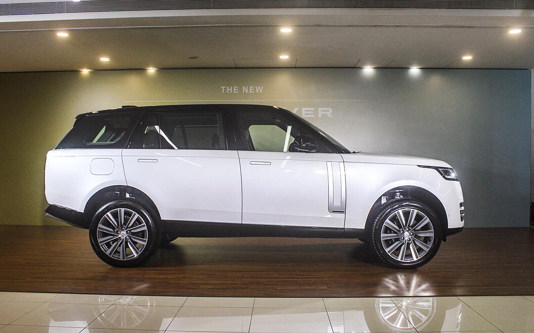 Land Rover Range Rover Right View