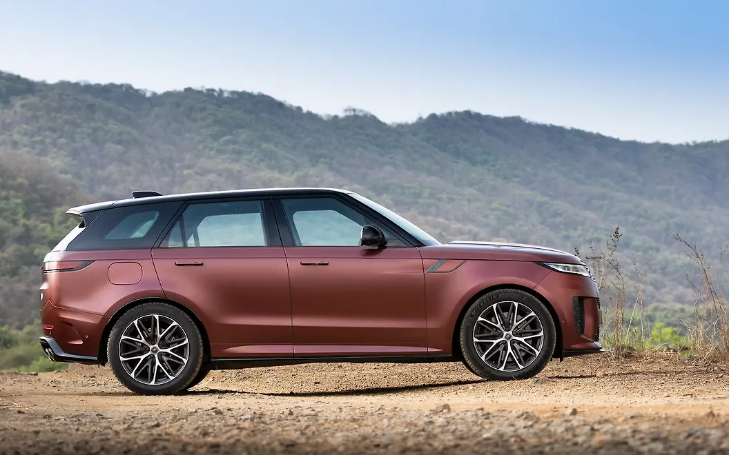 Land Rover Range Rover Right View
