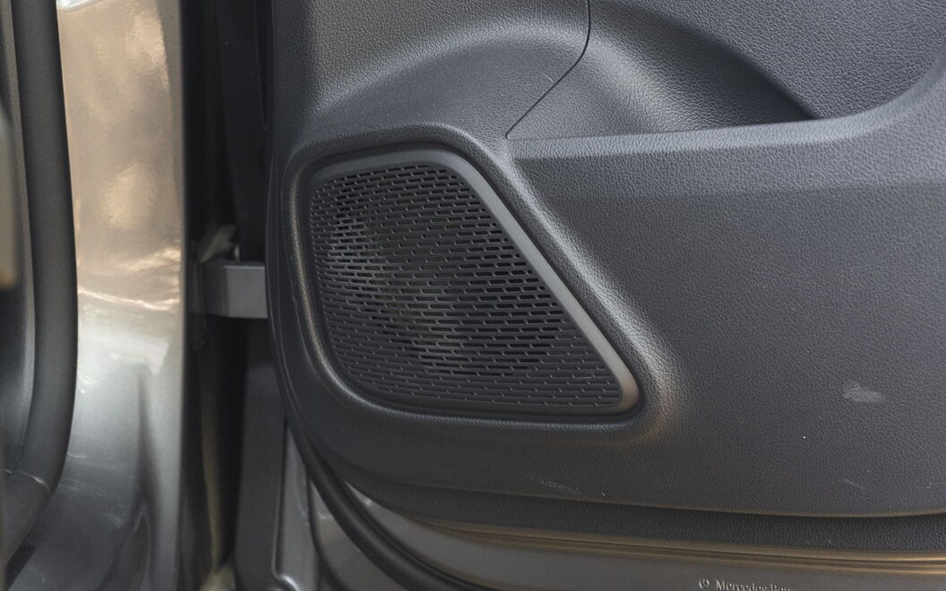 Mercedes-Benz EQB Rear Speakers