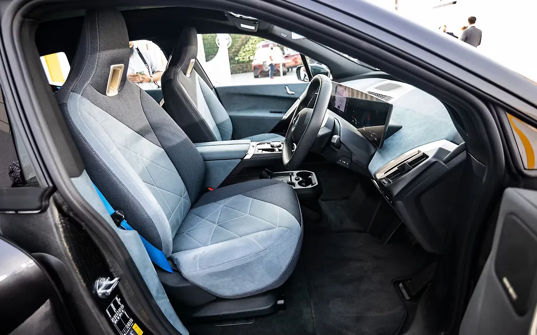 BMW iX Front Seats