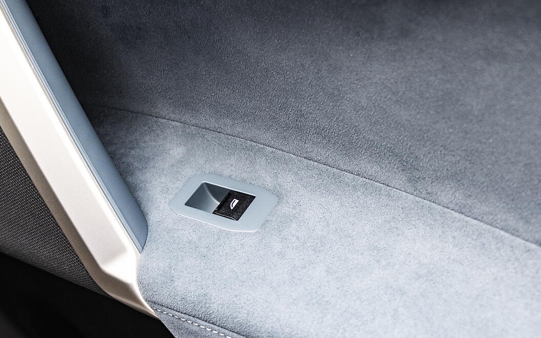 BMW iX Passenger Window Controls