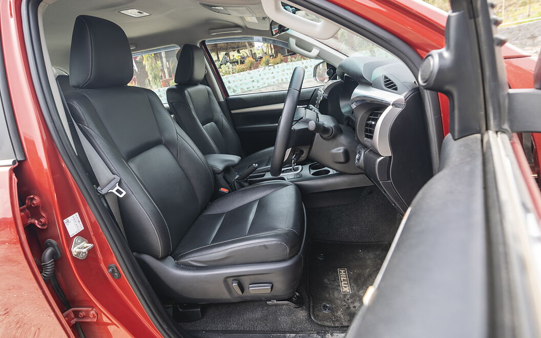 Toyota Hilux Front Seats