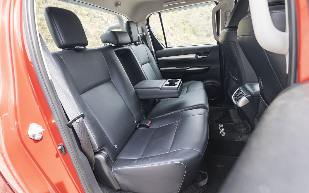 Toyota Hilux Arm Rest in Rear Passenger Seats