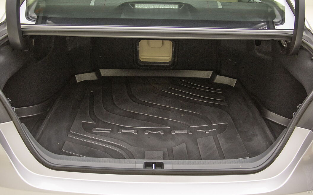 Toyota Camry Bootspace