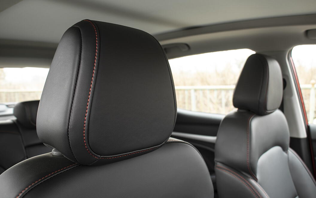 MG ZS EV Front Seat Headrest
