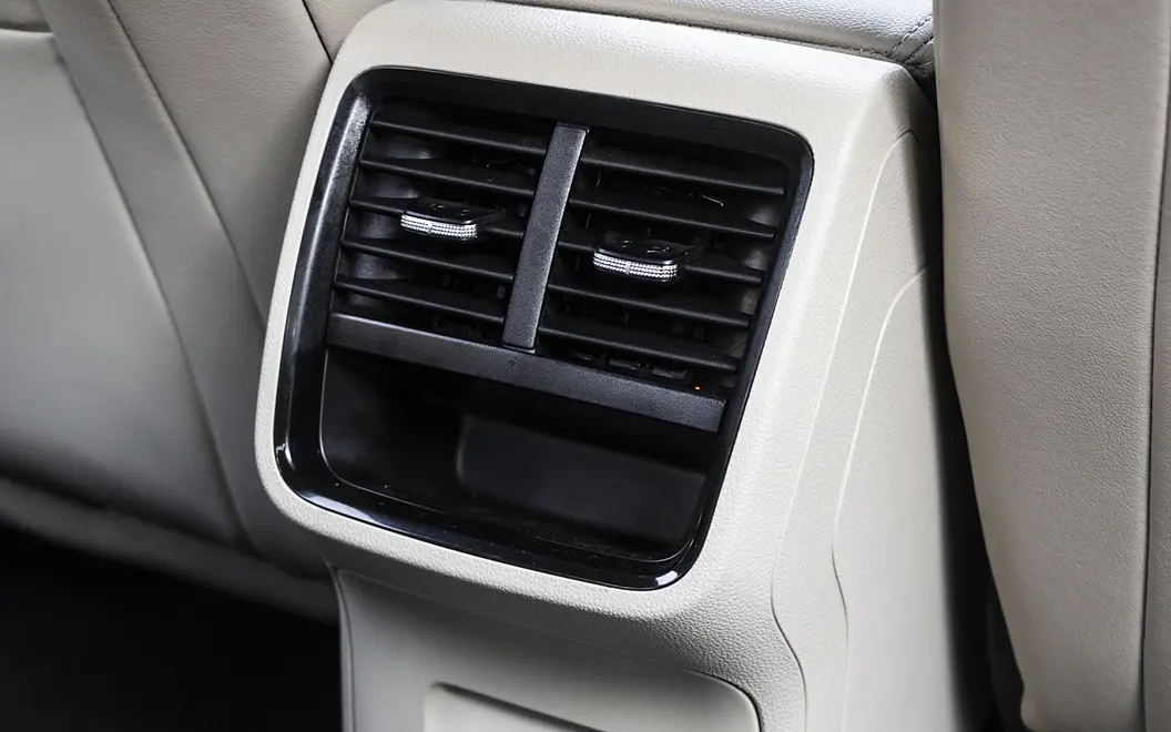 Skoda Octavia Front AC Vents
