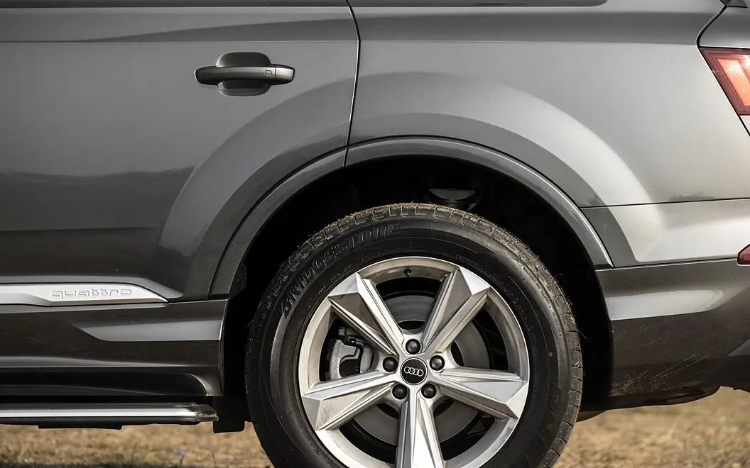 Audi Q7 Tyre
