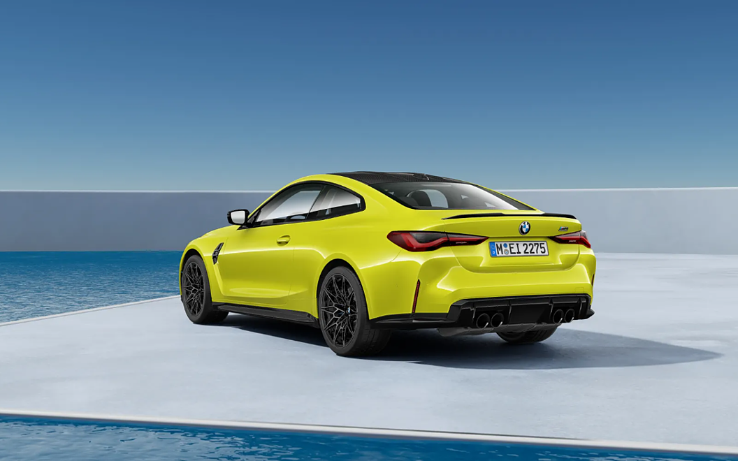 BMW M4 Competition [2022-2024] Rear Left View
