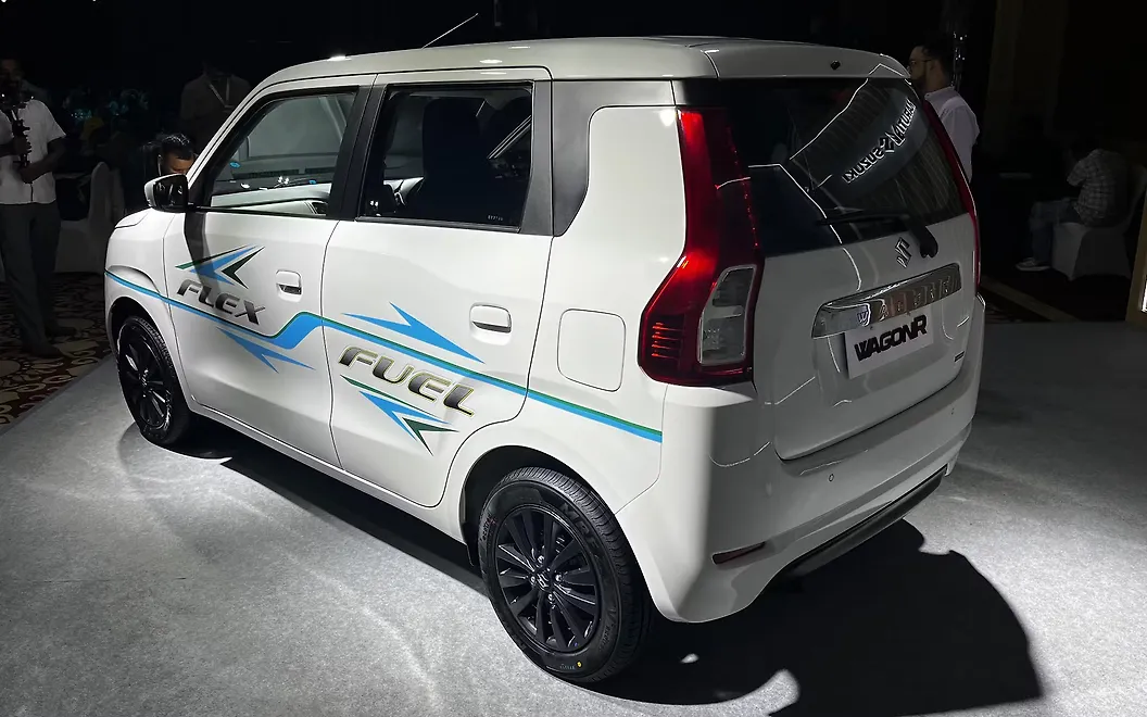 Maruti Suzuki Wagon R Rear Left View
