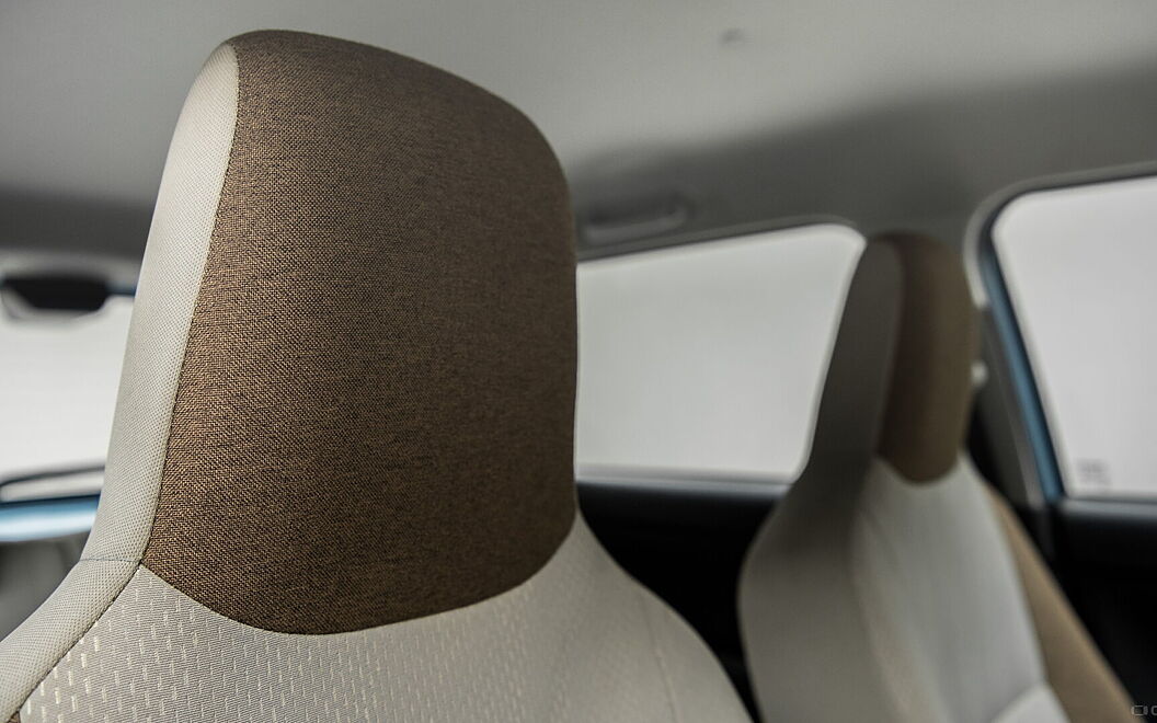 Maruti Suzuki Wagon R Front Seat Headrest