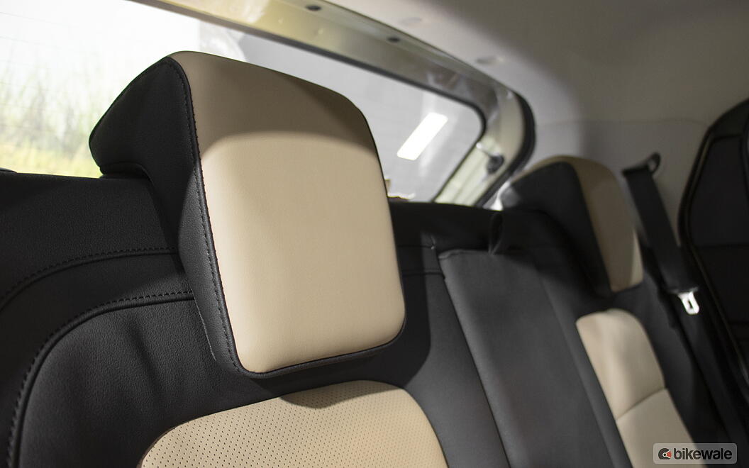 Tata Harrier Front Seat Headrest